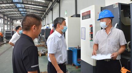 嚴華在邵陽經濟技術開發區企業開展&ldquo;送政策、解難題、優服務&rdquo;行動